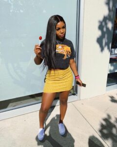 Miniskirts Make A ComeBack 