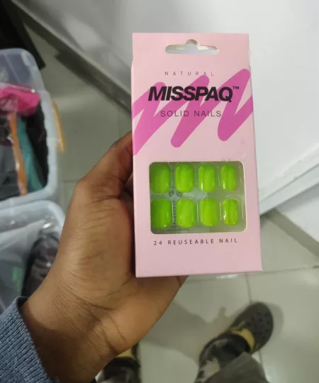 Miss Paq Color Press-On in Lemon
