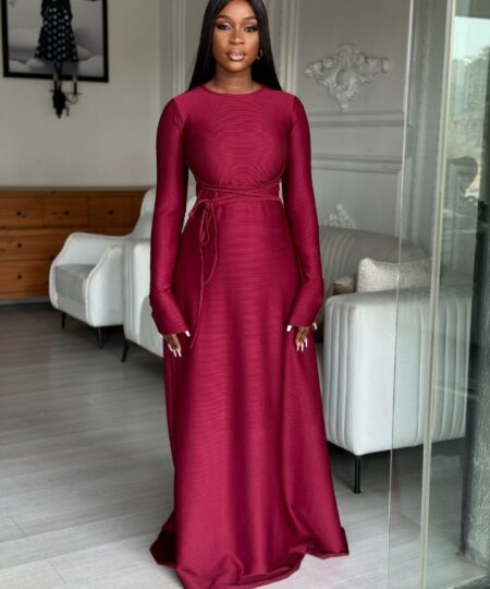 DANIELLA DRESS – MAROON