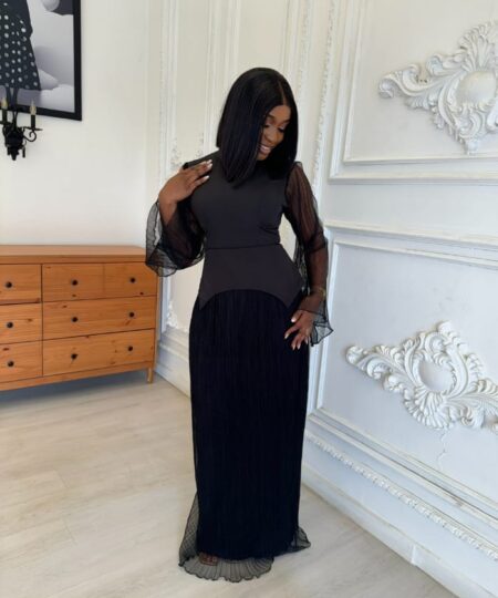 AUDREY PLEATED – BLACK